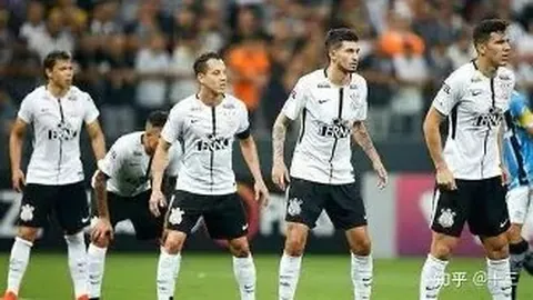 《揭秘瓜帅心声：足球世界渐失激情，瓜迪奥拉忧心忡忡数据绑架足球》