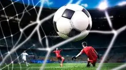 揭秘斯洛特视角：萨拉赫替补之谜，揭秘队内实力派替补双星伊萨克与维尔茨！